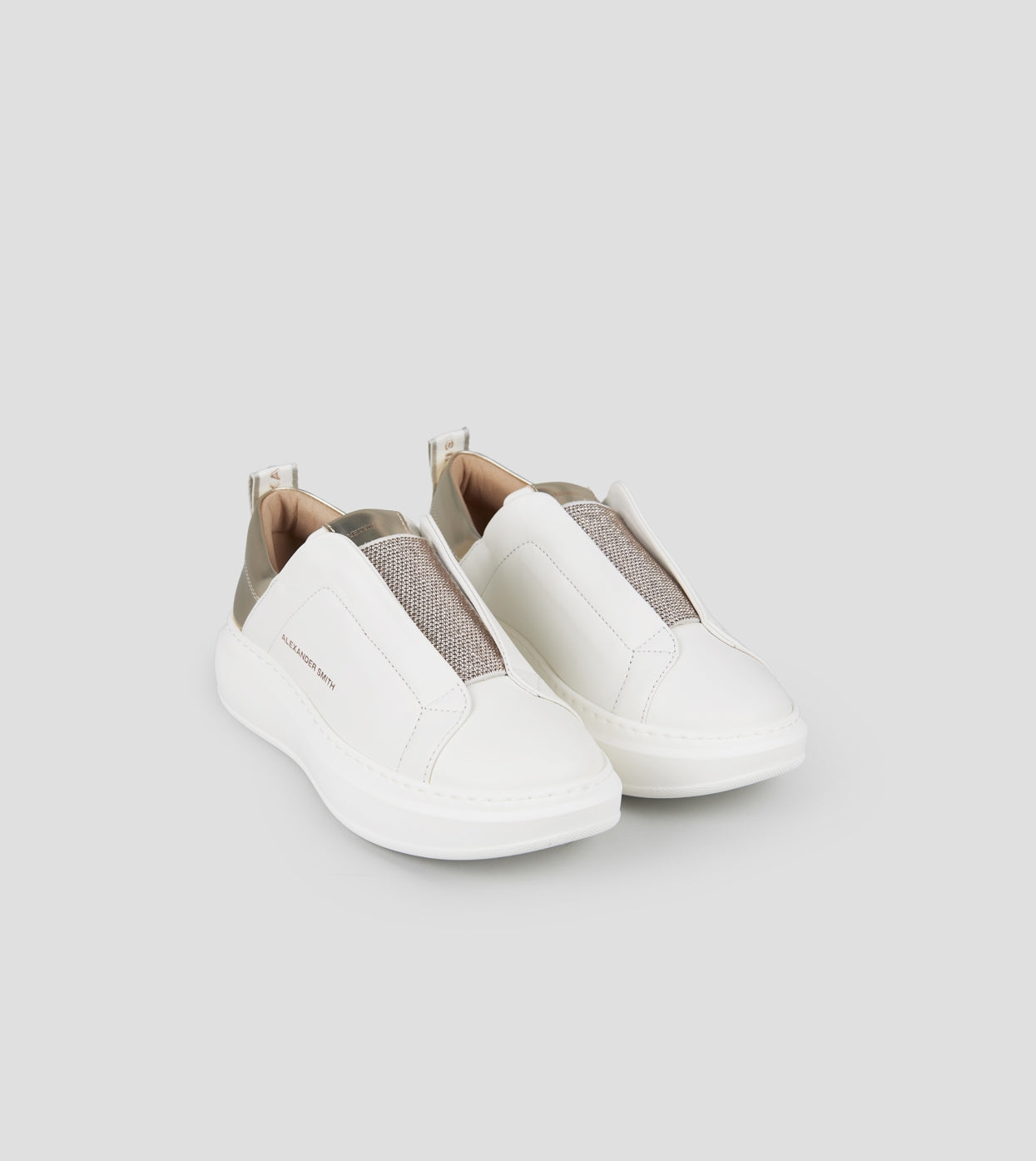 SNEAKERS IN PELLE - CALZATURE - Due Piedi