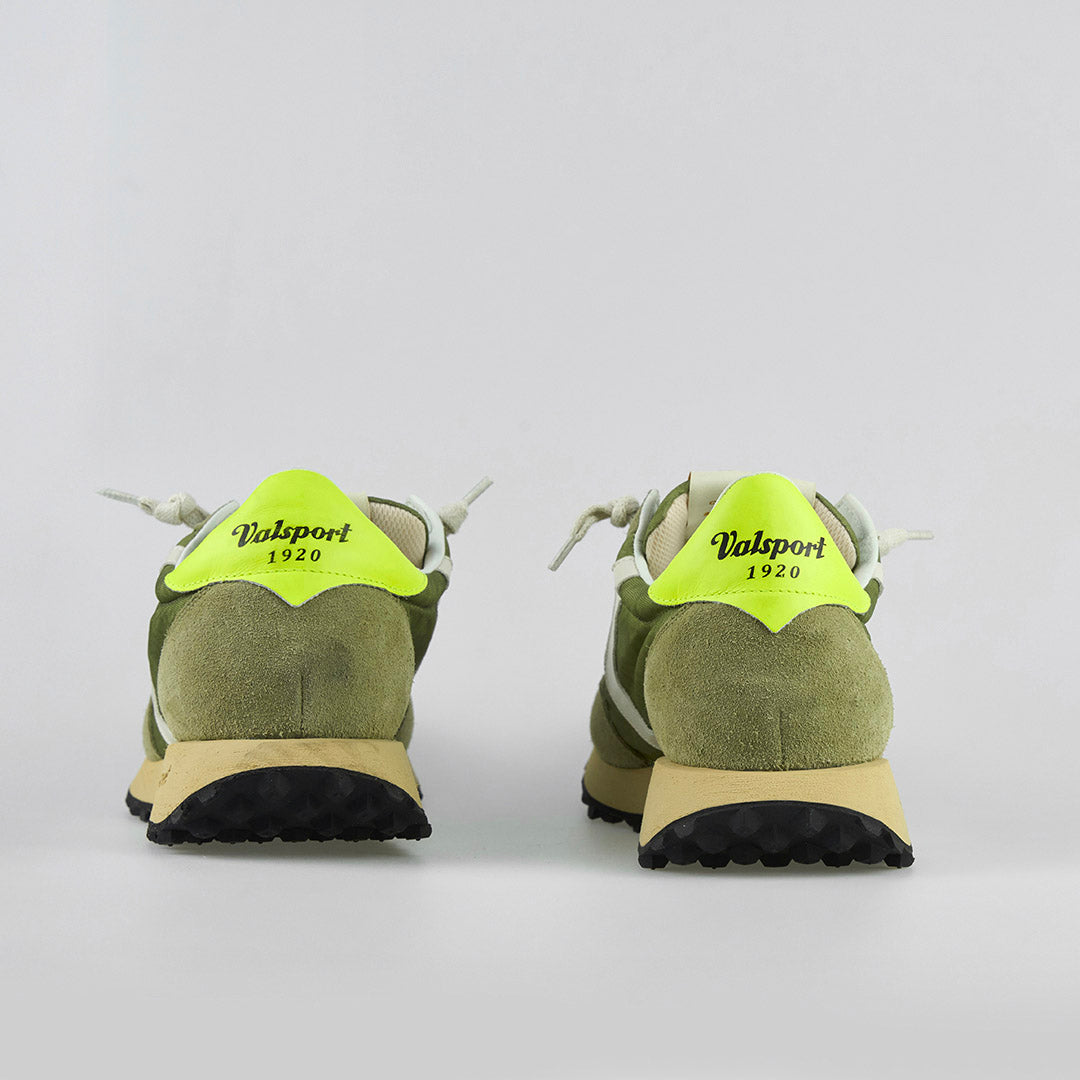 SNEAKERS IN PELLE - CALZATURE - Due Piedi