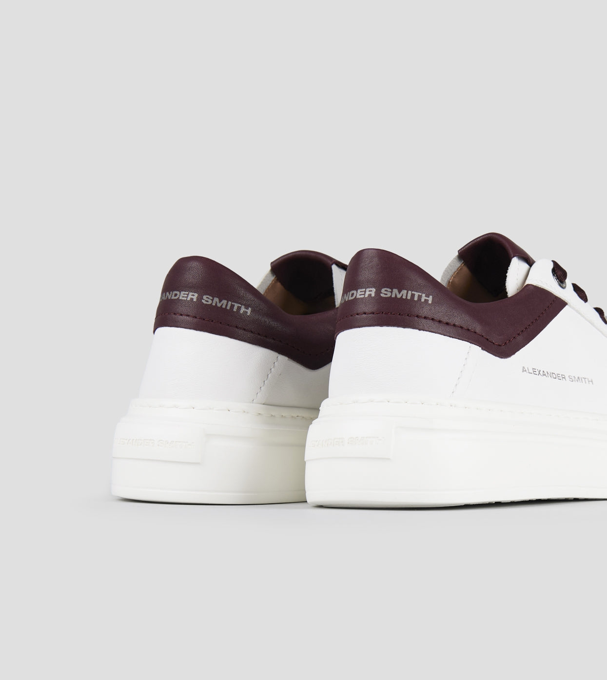 SNEAKERS IN PELLE - CALZATURE - Due Piedi