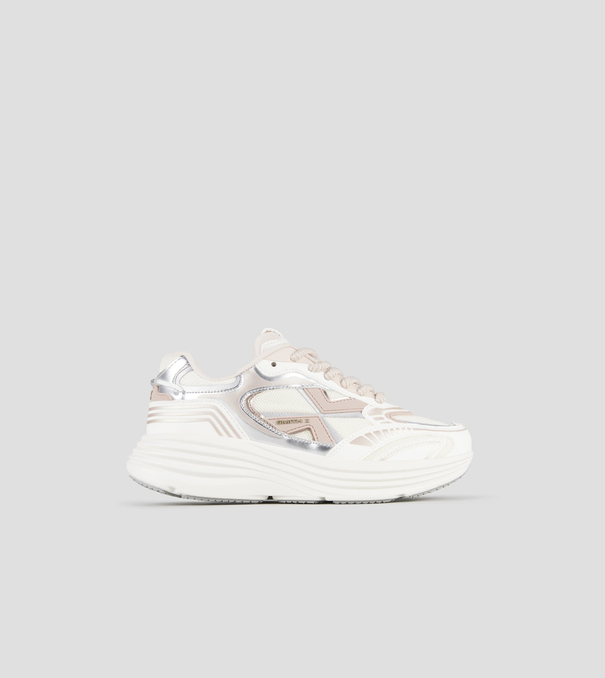 SNEAKERS IN PELLE - CALZATURE - Due Piedi