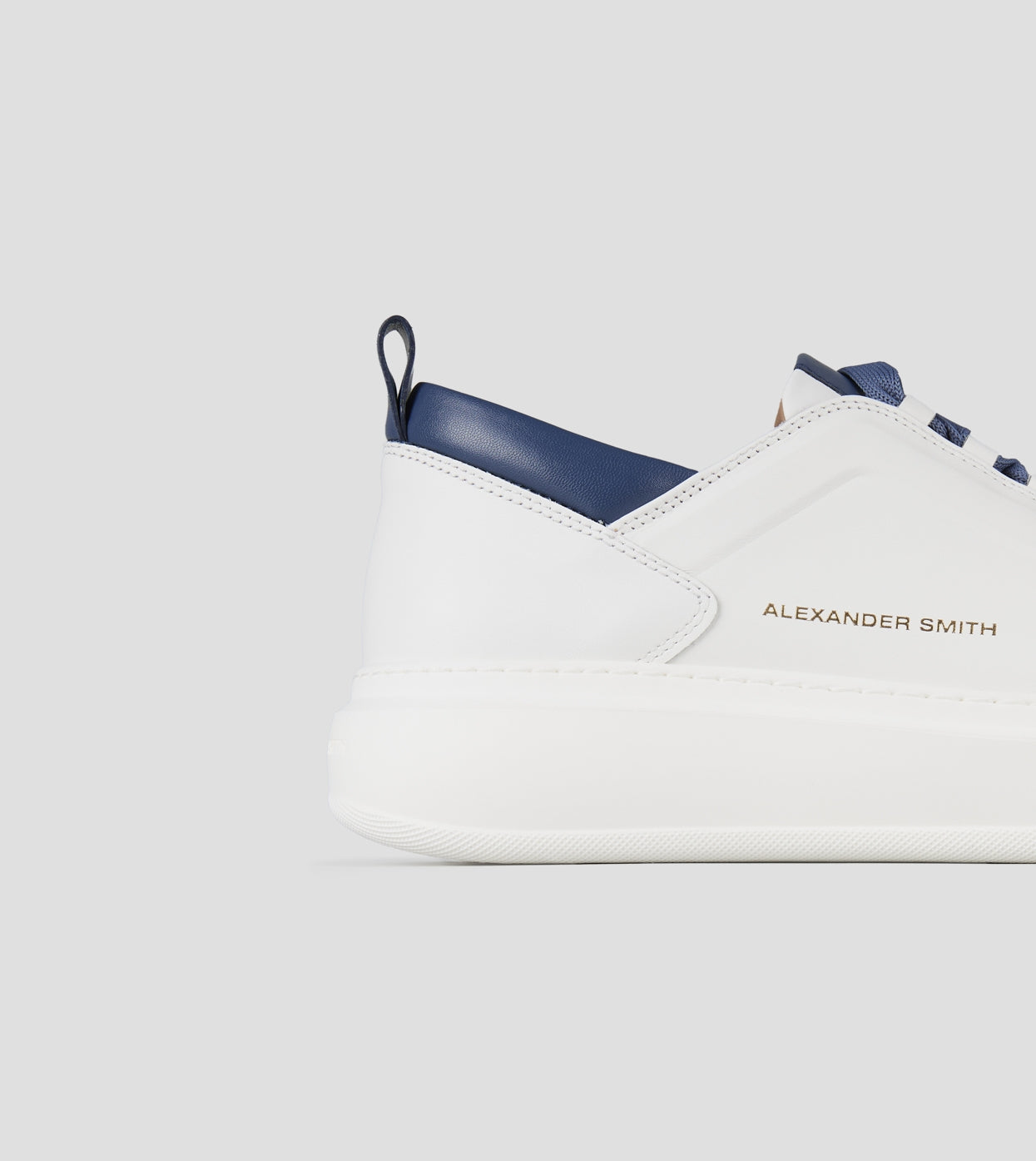 SNEAKERS IN PELLE - CALZATURE - Due Piedi