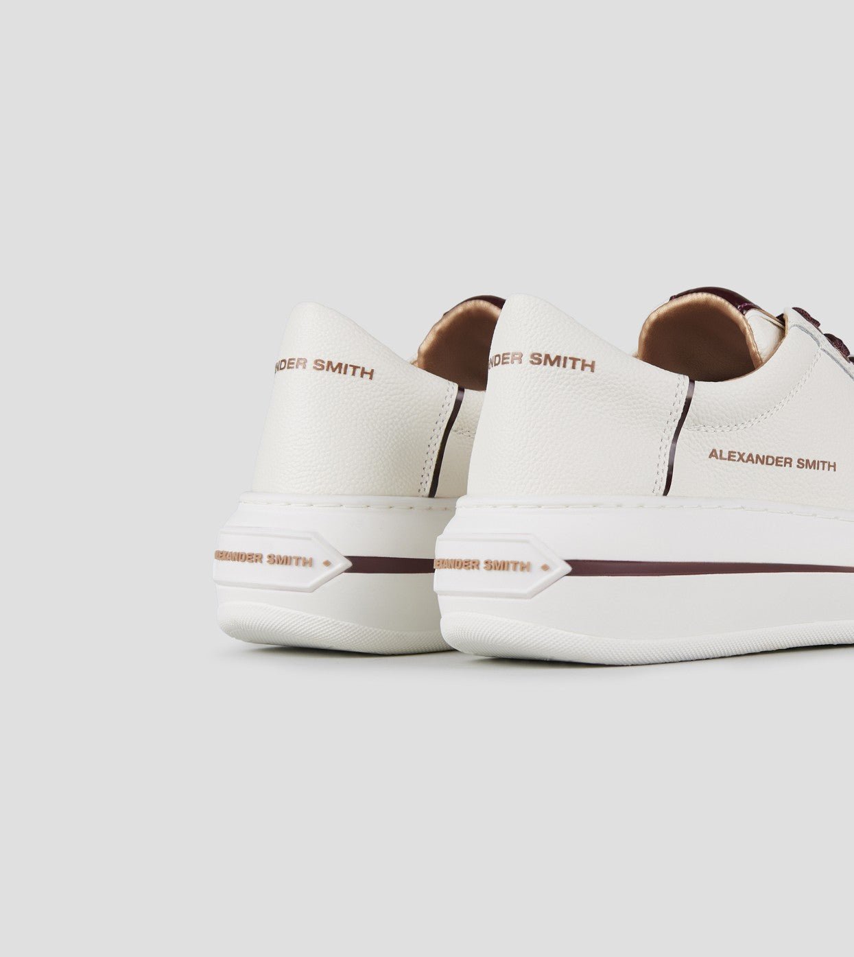 SNEAKERS IN PELLE - CALZATURE - Due Piedi