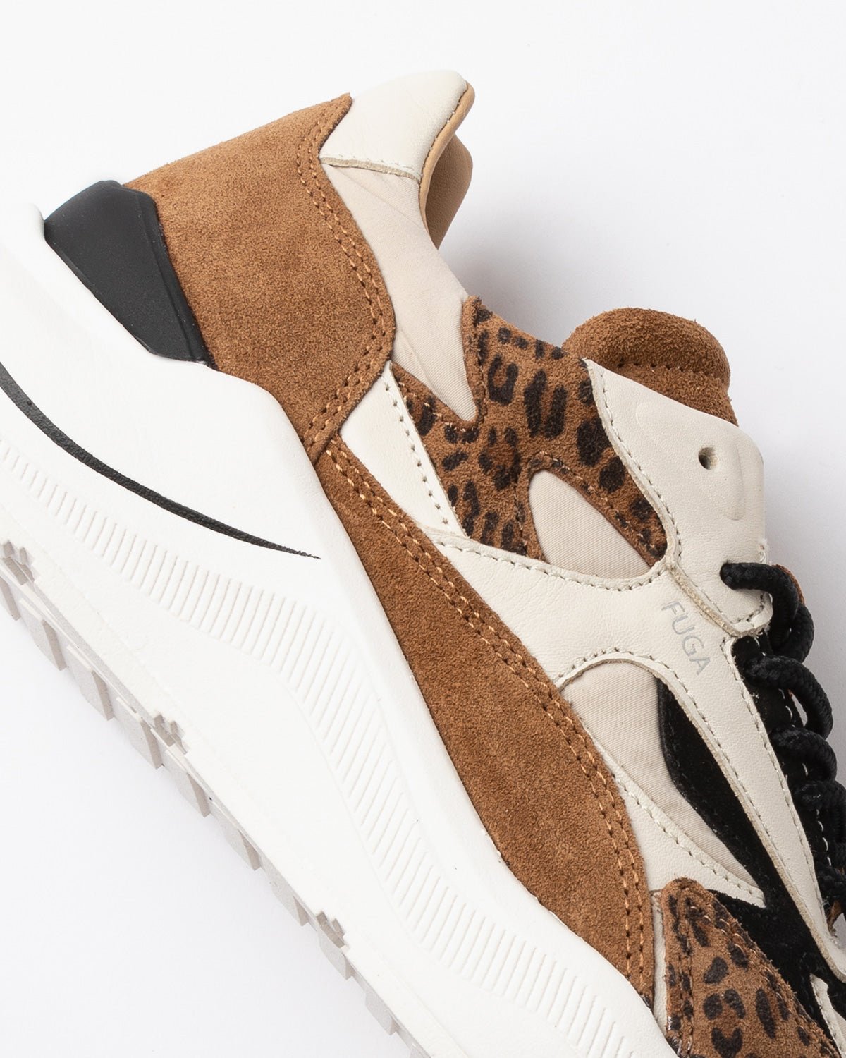 SNEAKERS IN PELLE - CALZATURE - Due Piedi