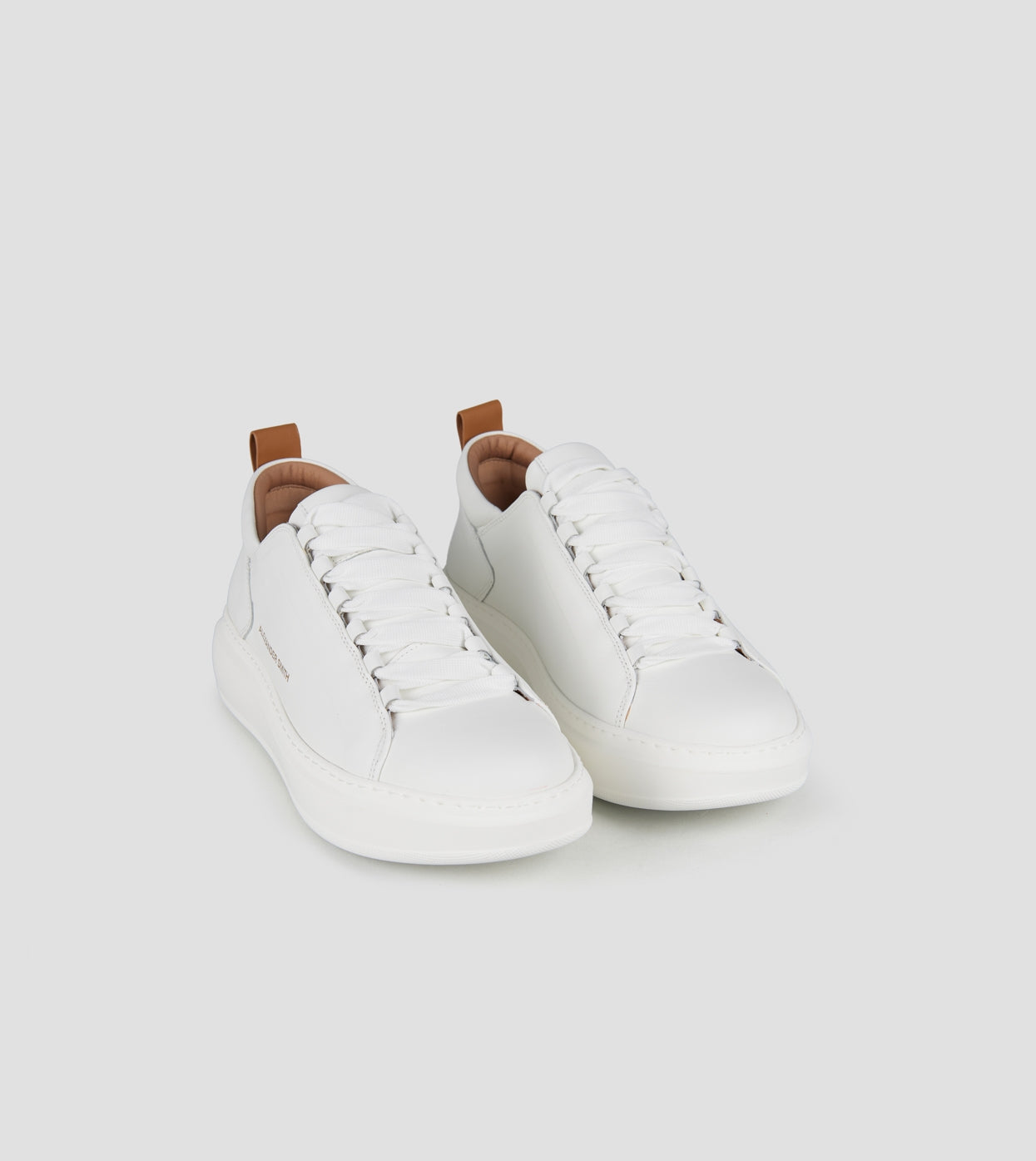 SNEAKERS IN PELLE - CALZATURE - Due Piedi