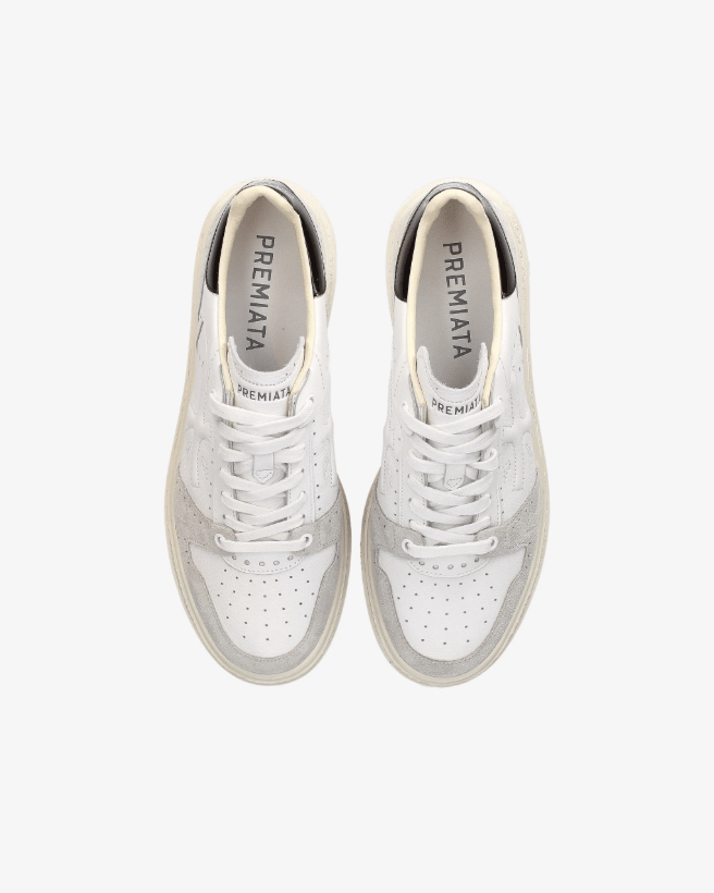 SNEAKERS IN PELLE - CALZATURE - Due Piedi