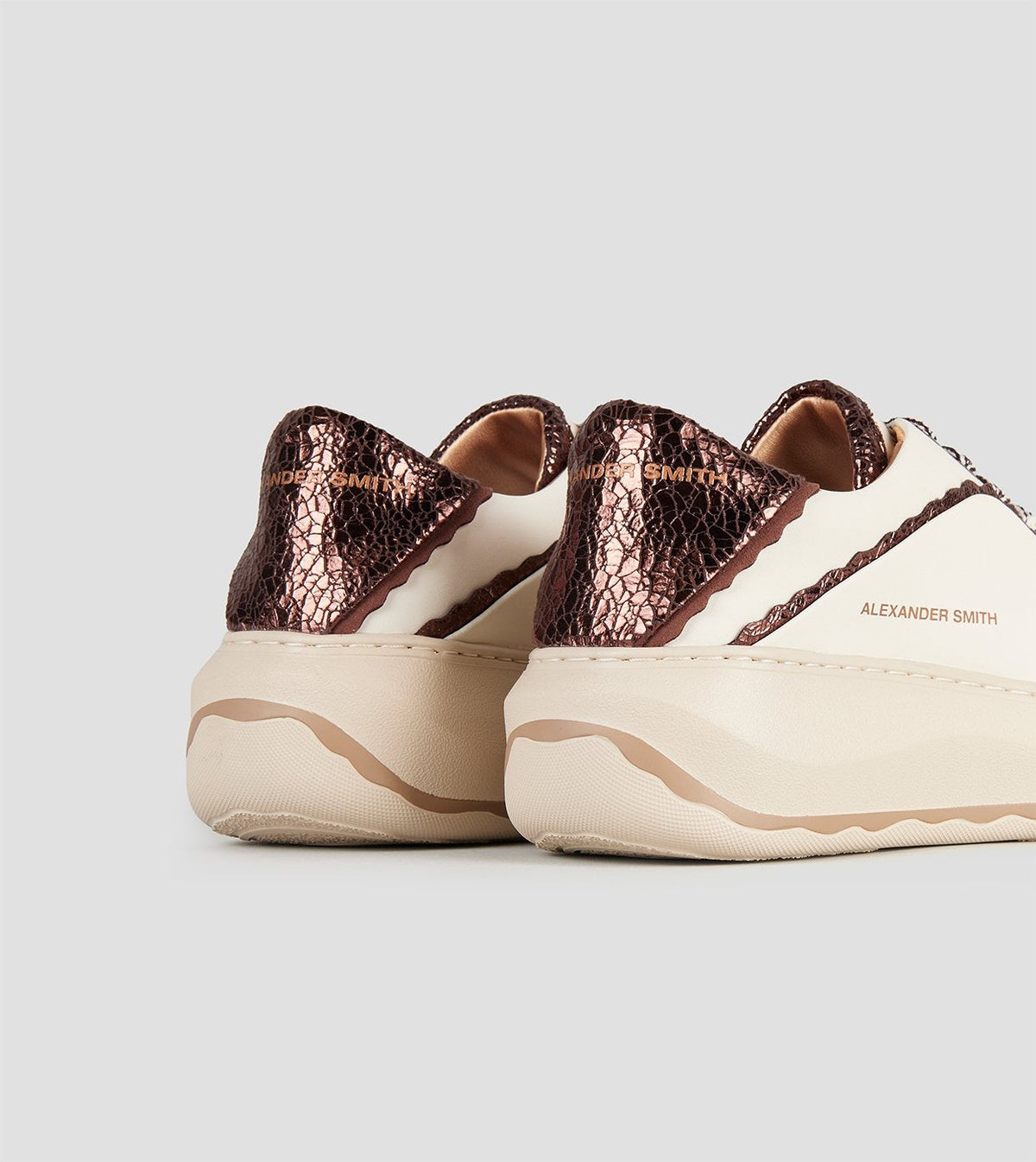 SNEAKERS IN PELLE - CALZATURE - Due Piedi