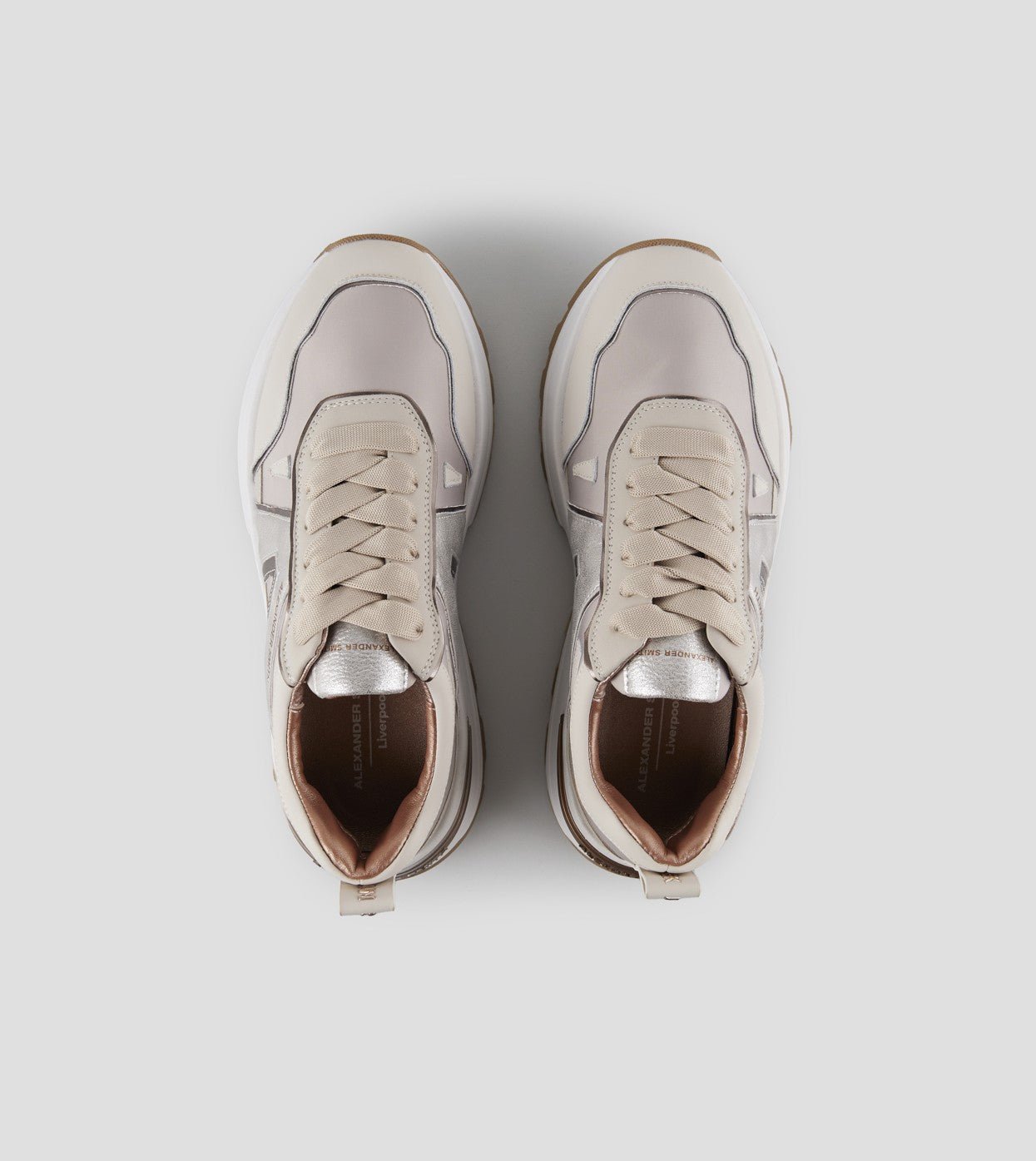 SNEAKERS IN PELLE - CALZATURE - Due Piedi