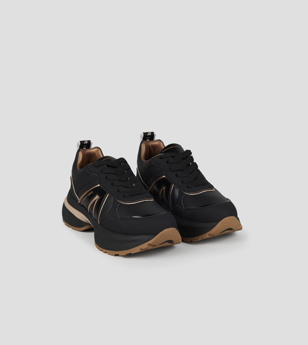 SNEAKERS IN PELLE - CALZATURE - Due Piedi