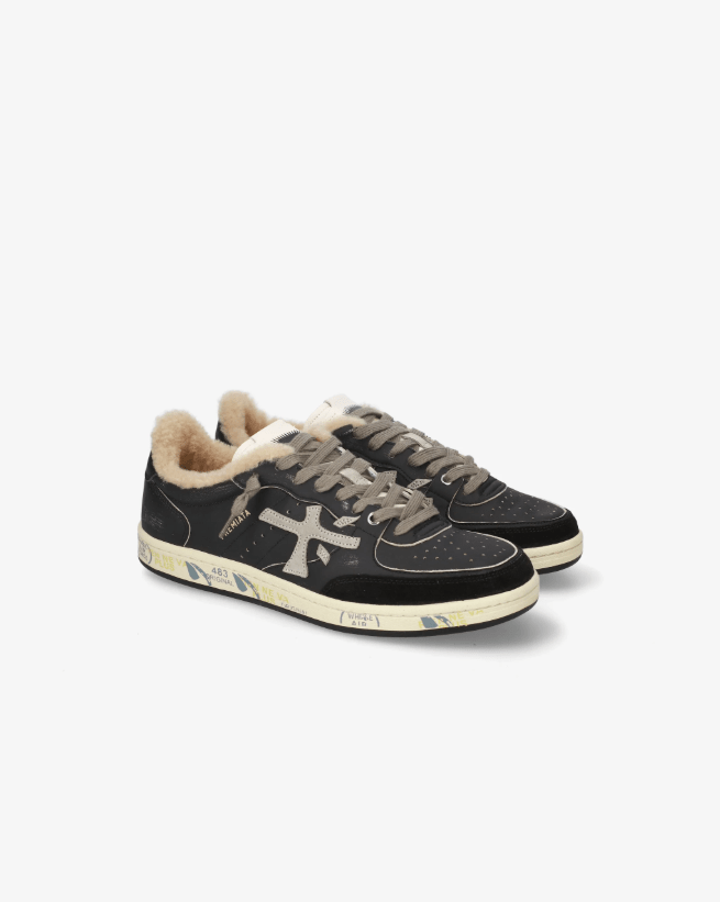SNEAKERS IN PELLE - CALZATURE - Due Piedi