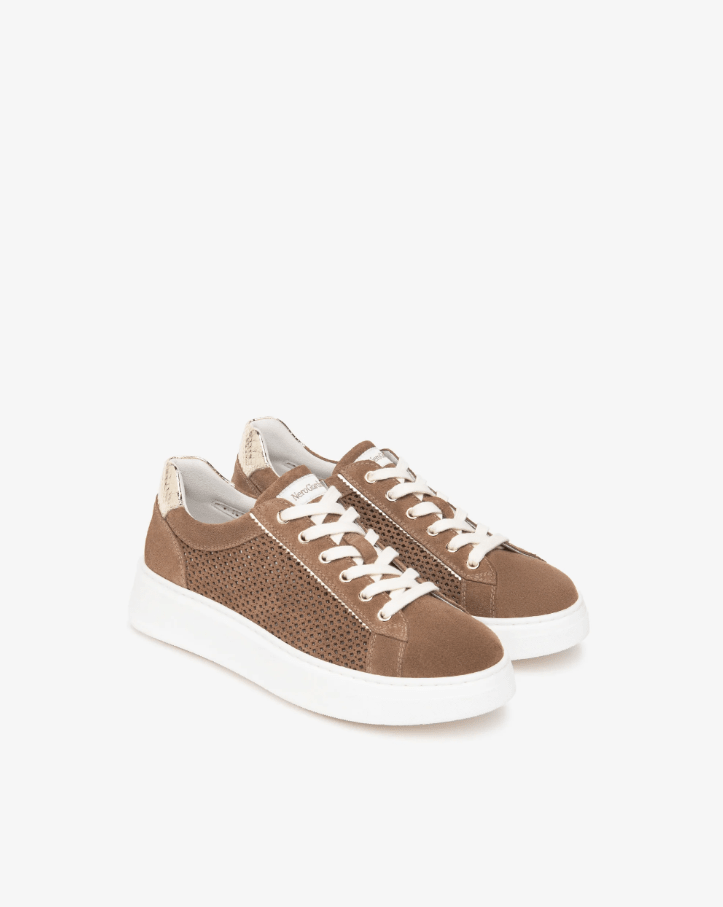 SNEAKERS IN PELLE - CALZATURE - Due Piedi