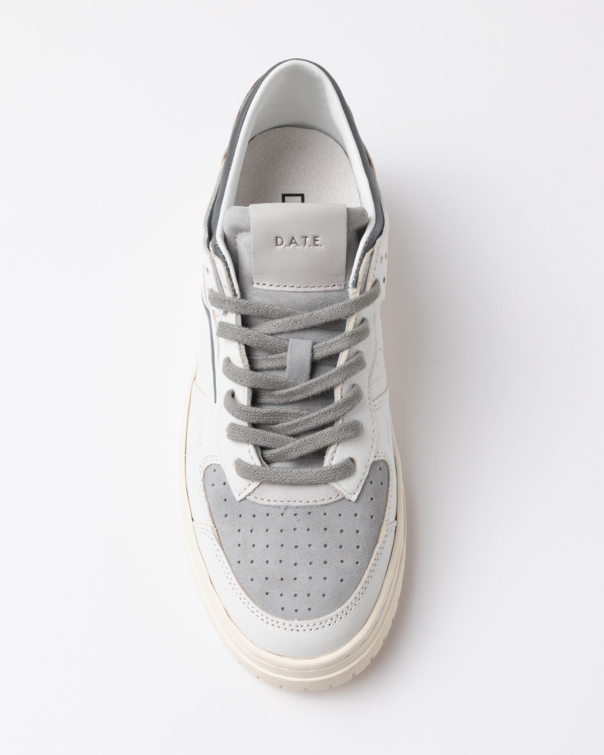 SNEAKERS IN PELLE - CALZATURE - Due Piedi