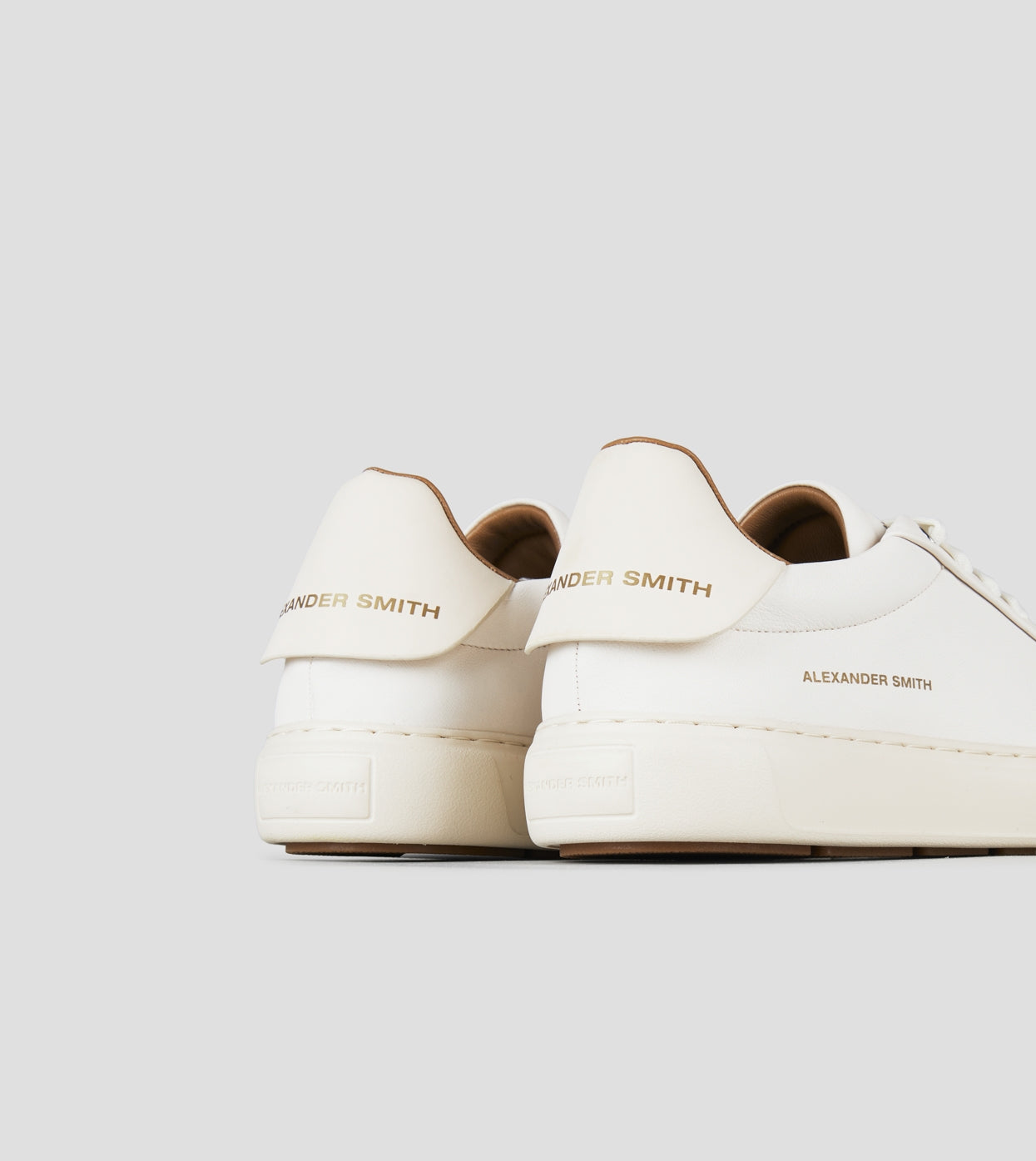 SNEAKERS IN PELLE - CALZATURE - Due Piedi