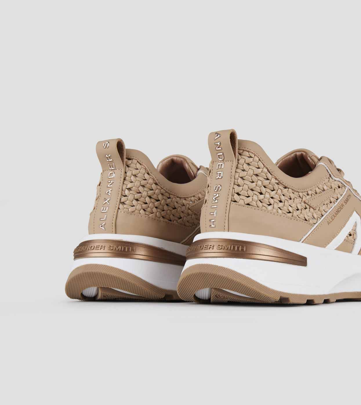 SNEAKERS IN PELLE - CALZATURE - Due Piedi