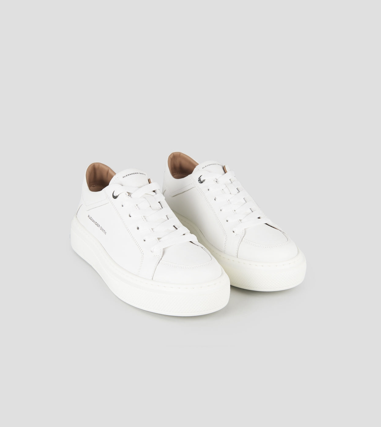 SNEAKERS IN PELLE - CALZATURE - Due Piedi