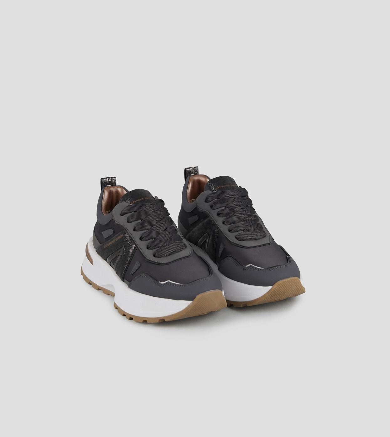 SNEAKERS IN PELLE - CALZATURE - Due Piedi
