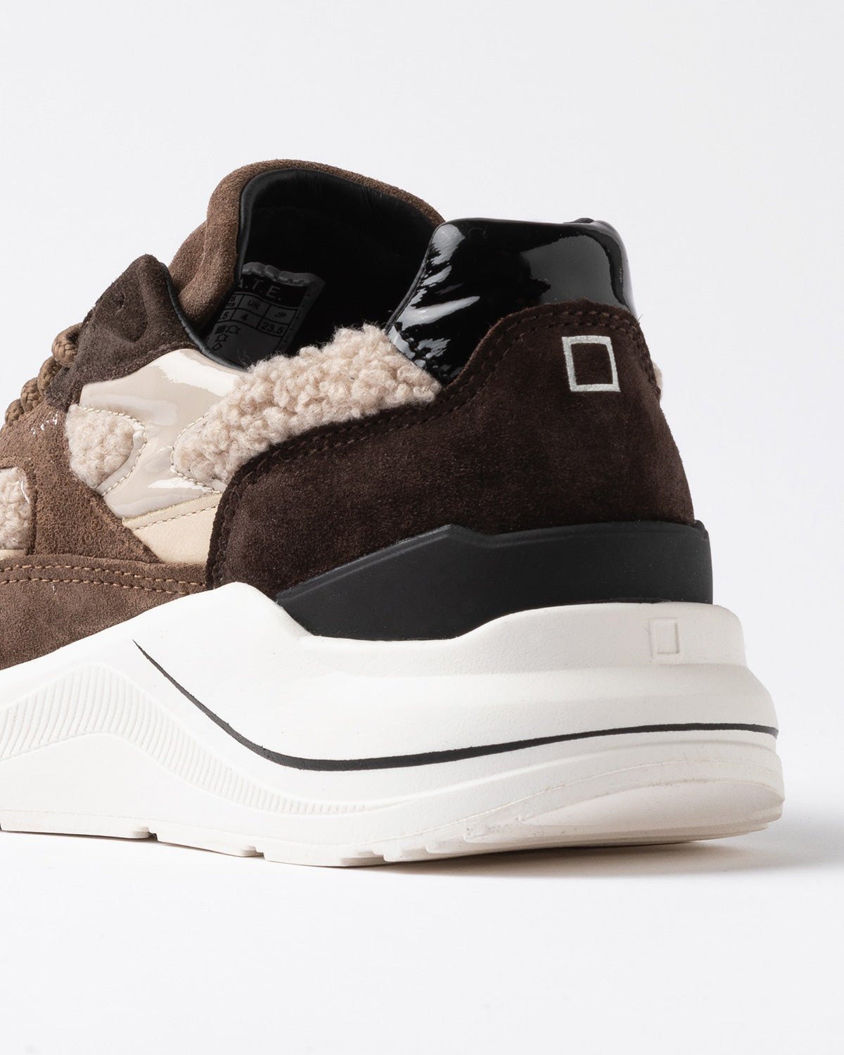 SNEAKERS IN PELLE - CALZATURE - Due Piedi