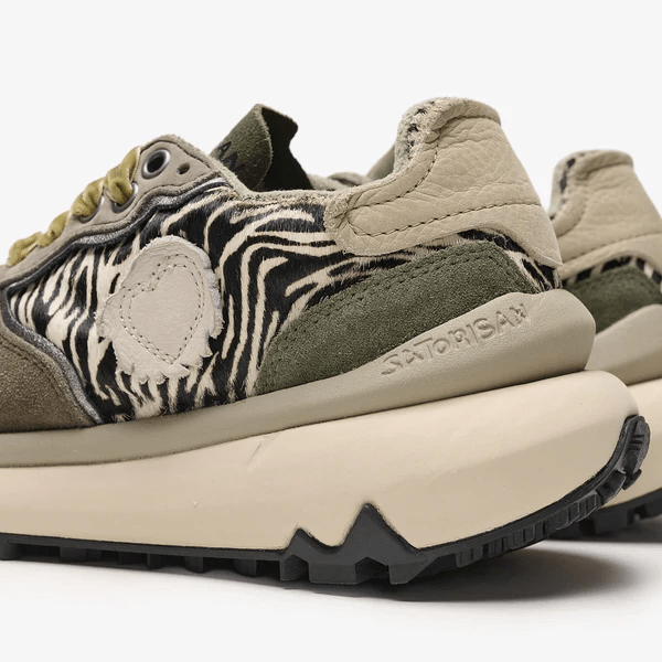 SNEAKERS IN PELLE - CALZATURE - Due Piedi