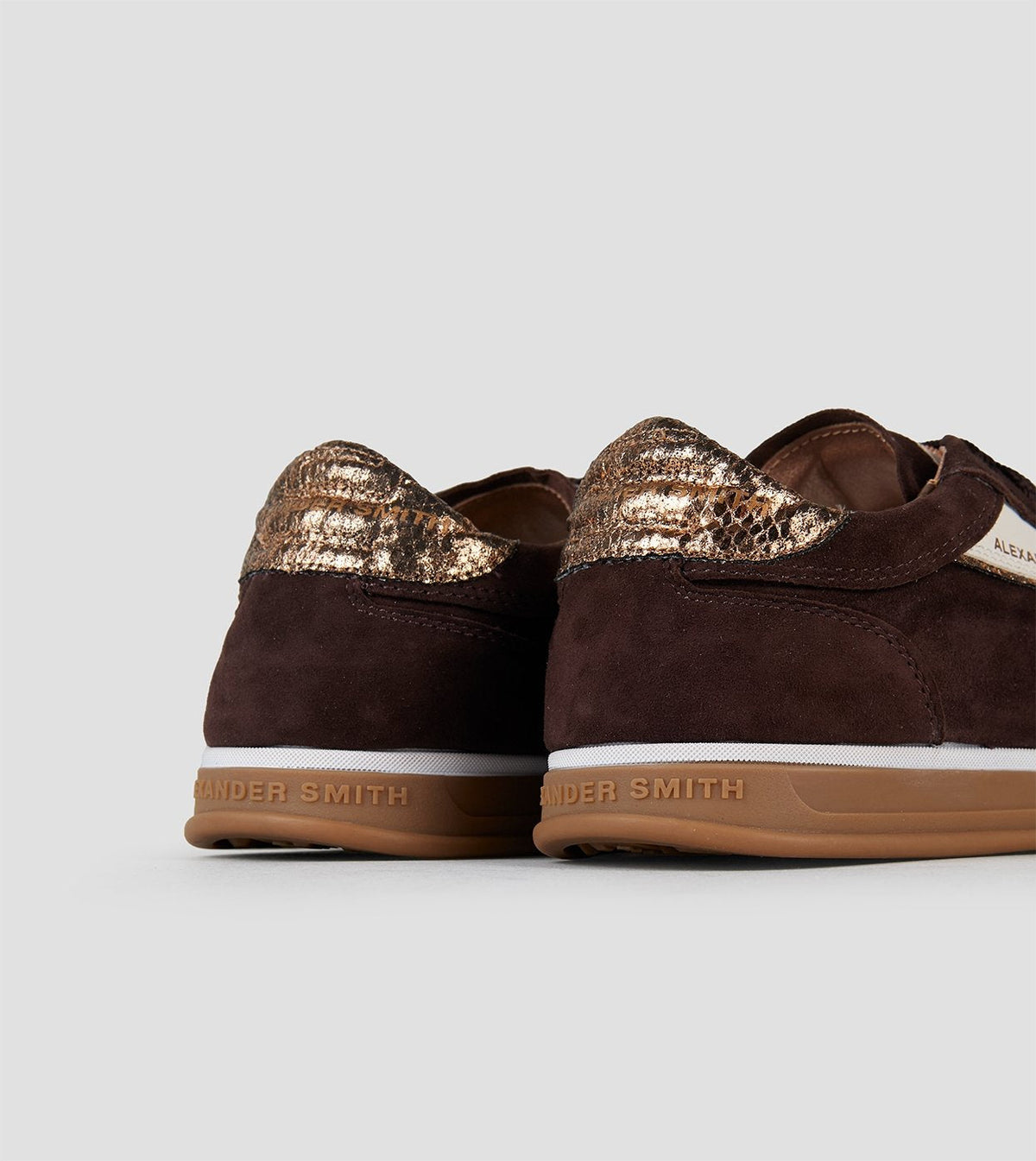 SNEAKERS IN PELLE - CALZATURE - Due Piedi