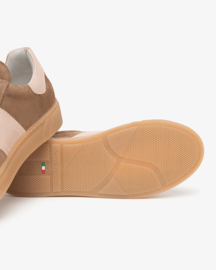 SNEAKERS IN PELLE - CALZATURE - Due Piedi