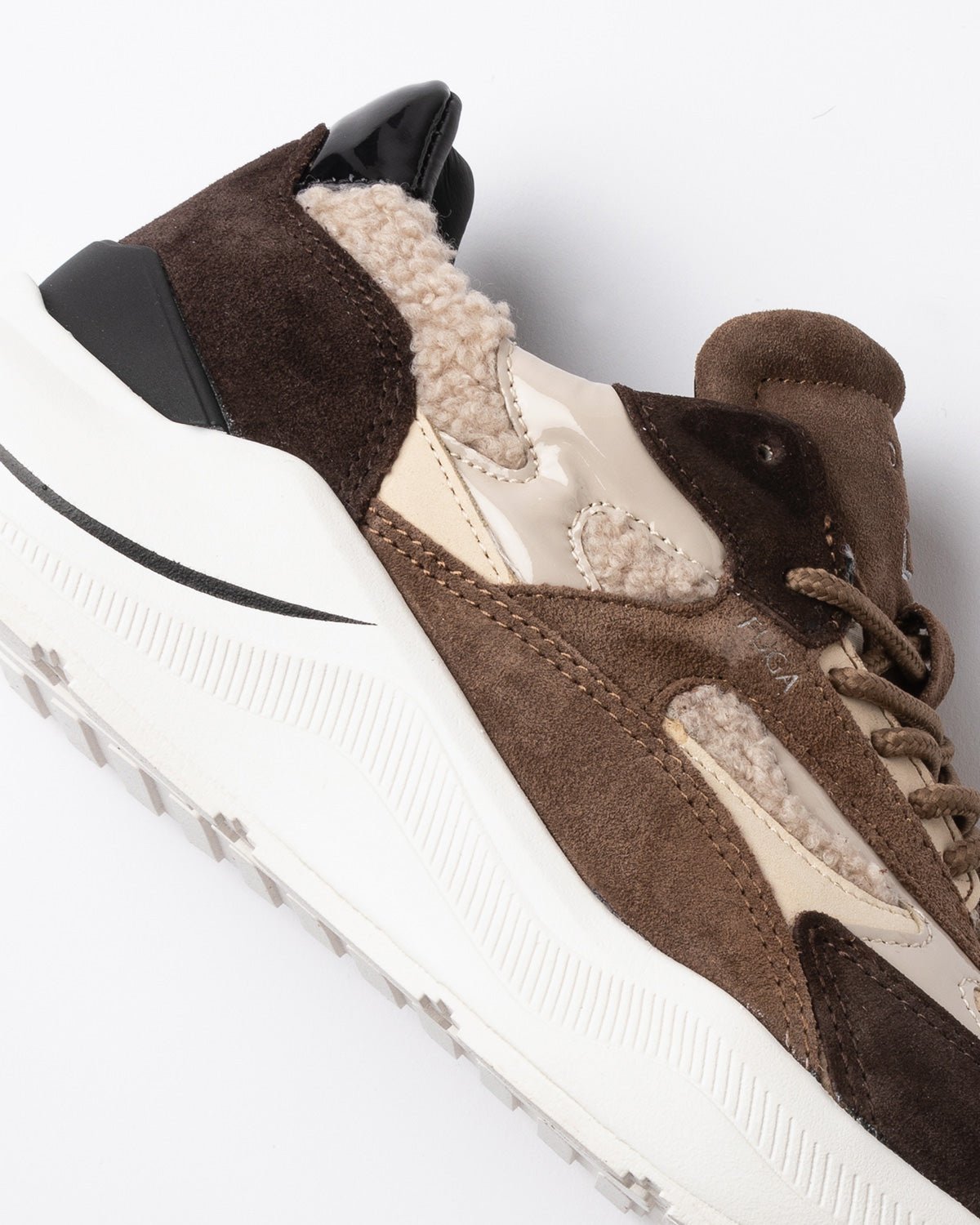 SNEAKERS IN PELLE - CALZATURE - Due Piedi