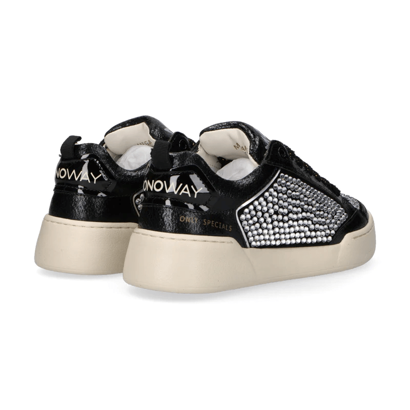 SNEAKERS IN PELLE E STRASS - CALZATURE - Due Piedi