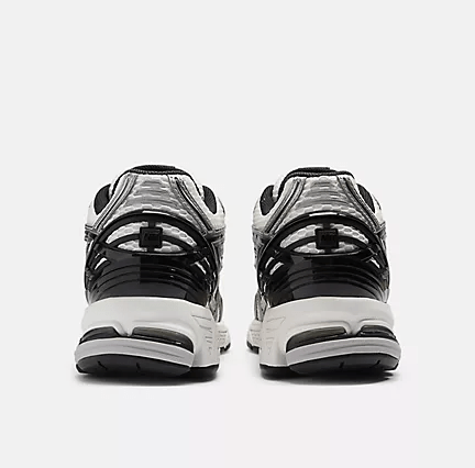 SNEAKERS IN PELLE E TESSUTO - CALZATURE - Due Piedi