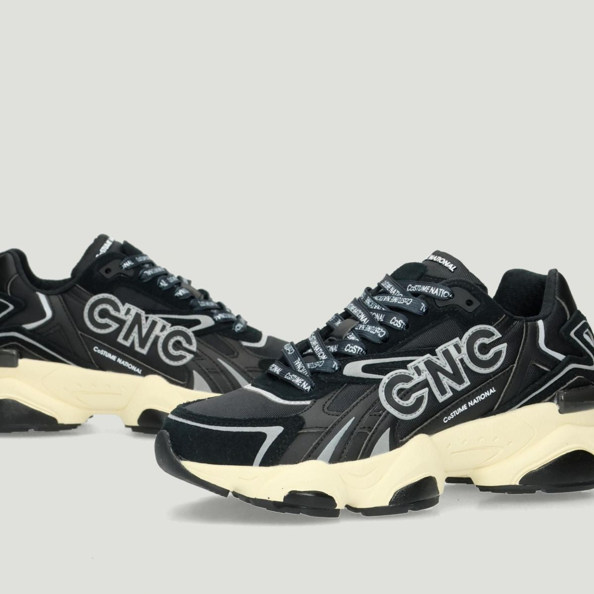 SNEAKERS IN PELLE E TESSUTO - CALZATURE - Due Piedi