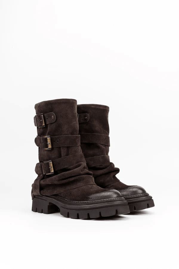 STIVALE IN CAMOSCIO - CALZATURE - Due Piedi