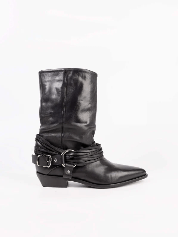 STIVALE IN PELLE - CALZATURE - Due Piedi