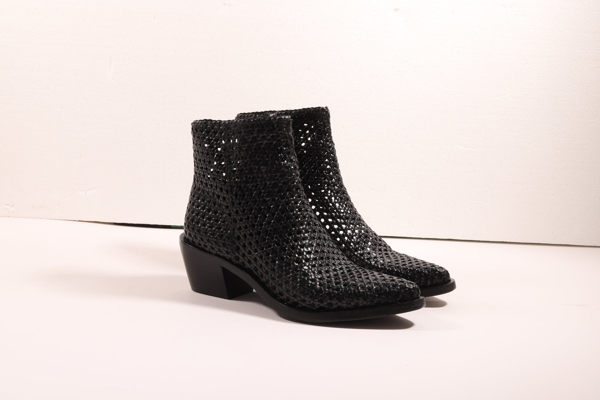 TRONCHETTO IN PELLE - CALZATURE - Due Piedi