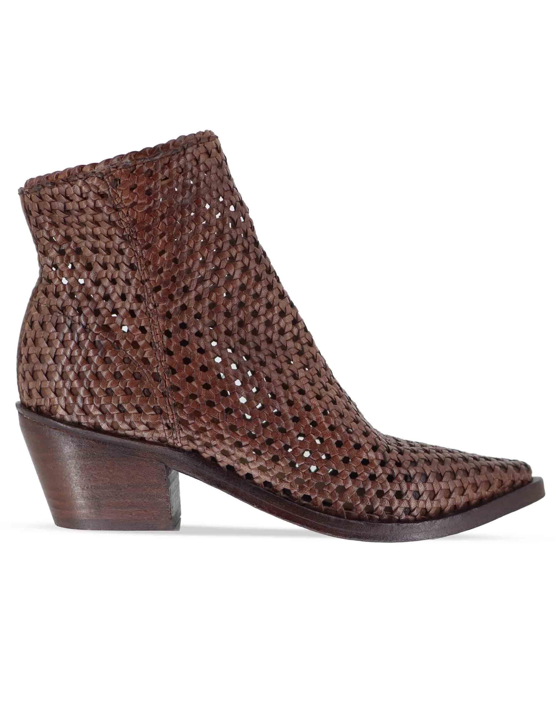 TRONCHETTO IN PELLE - CALZATURE - Due Piedi