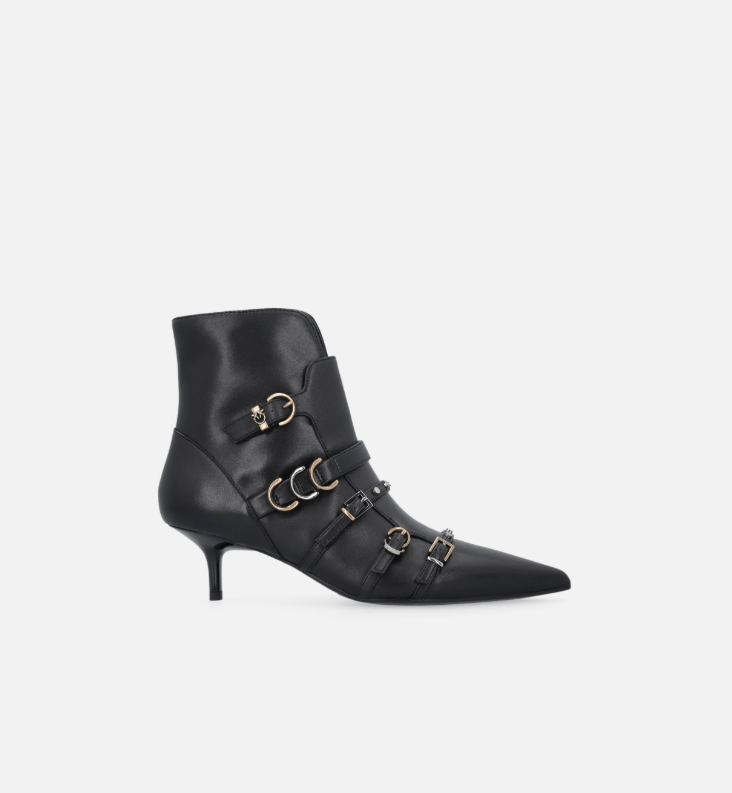 TRONCHETTO IN PELLE NERA - CALZATURE - Due Piedi