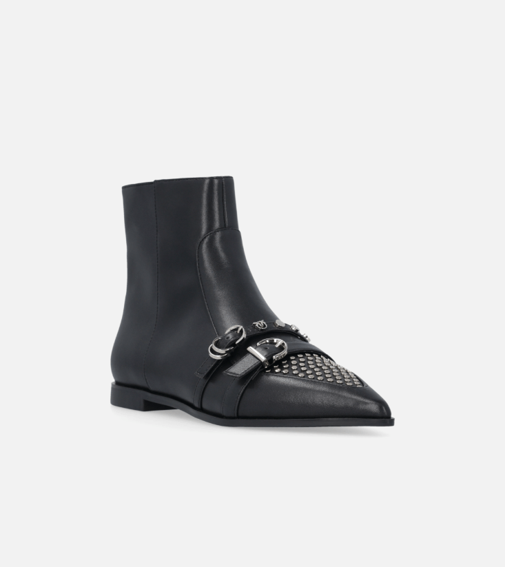 TRONCHETTO IN PELLE NERA - CALZATURE - Due Piedi