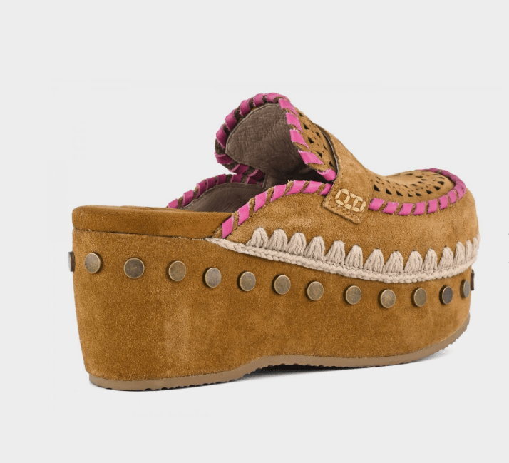 ZOCCOLO IN CAMOSCIO - CALZATURE - Due Piedi
